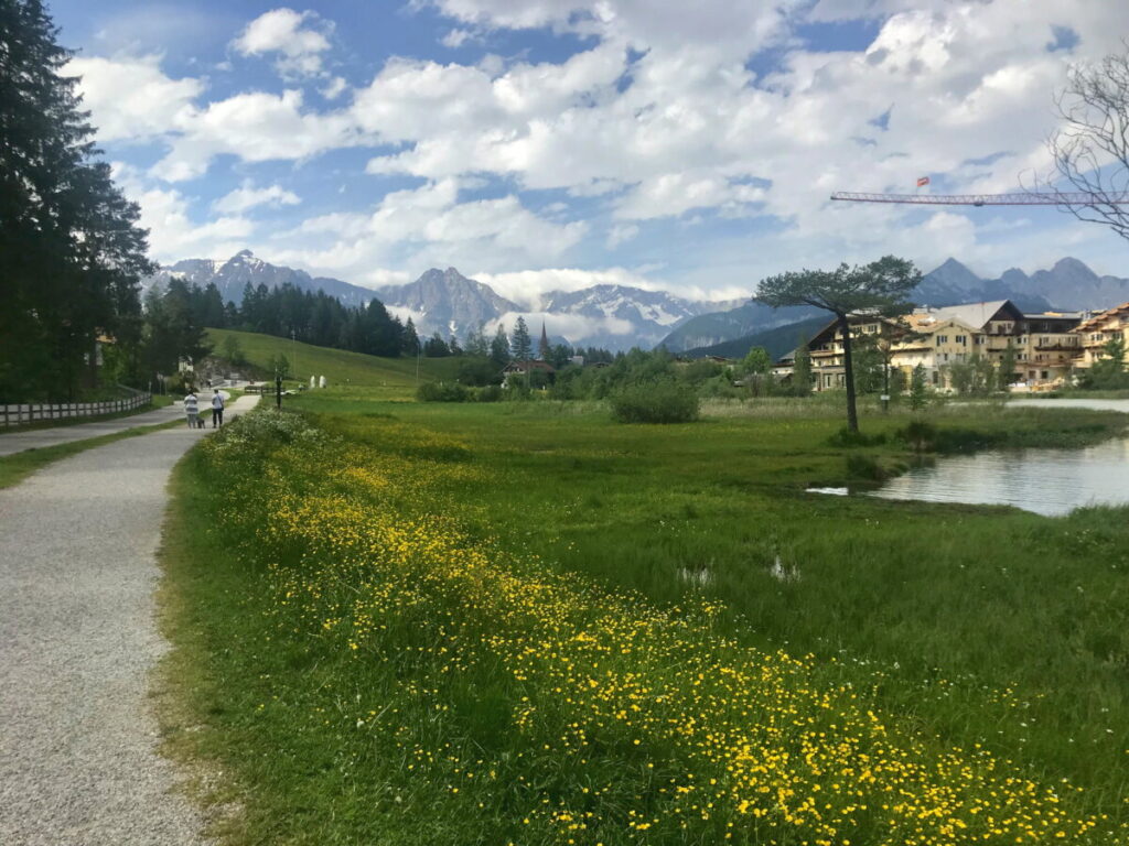 Auf der Wildsee Wanderung - mit Blick zum Wettersteingebirge