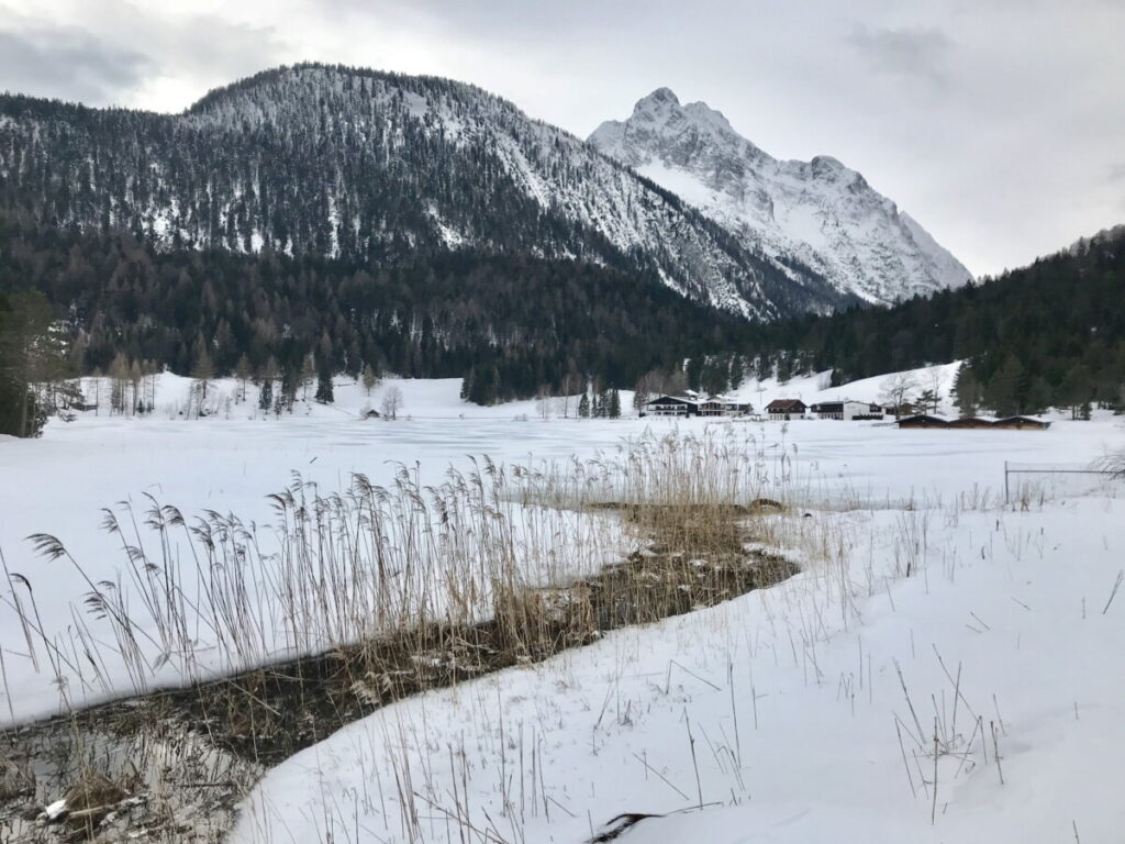Winterwanderung Mittenwald am Lautersee