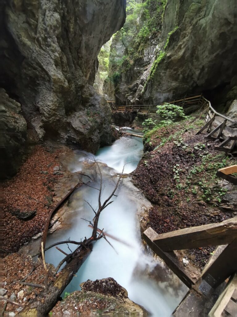 Wolfsklamm wandern - beeindruckende Natur im Karwendel