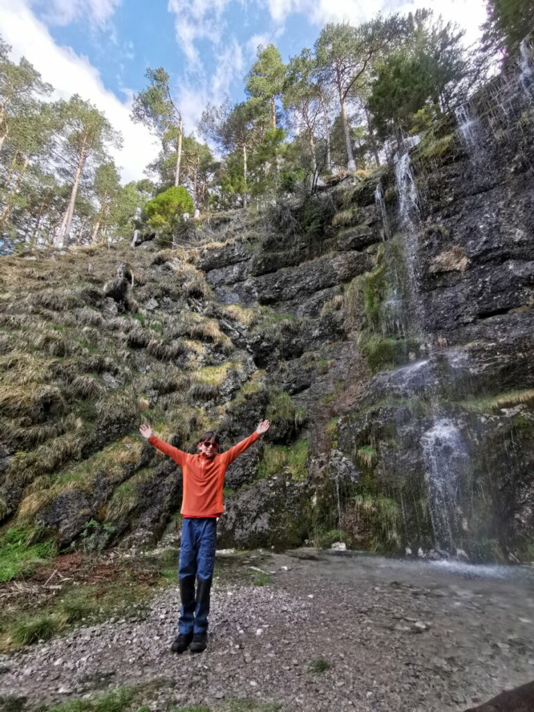 Die schönsten Wasserfälle: Der Buchauer Wasserfall im Frühling