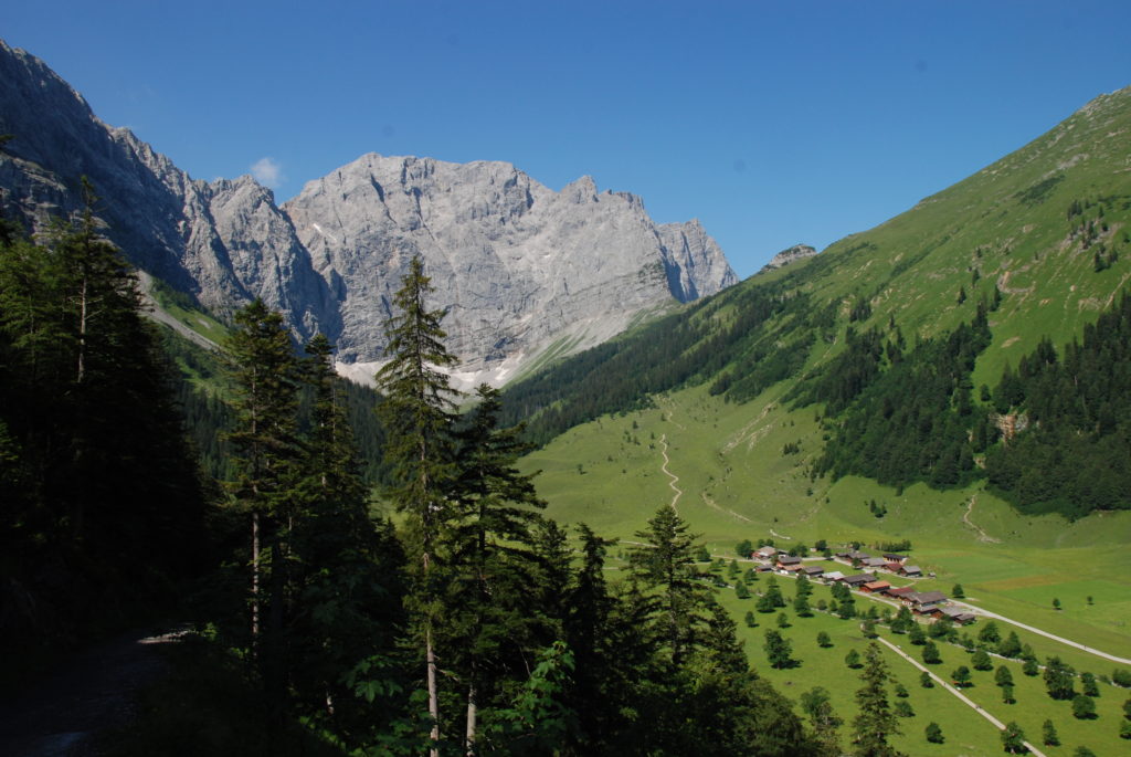 Großer Ahornboden wandern - und diesen Blick von oben genießen